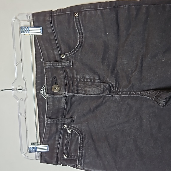 Women's Size 4 St. John's Bay Black Straight Leg Jeans T2 - Picture 2 of 6